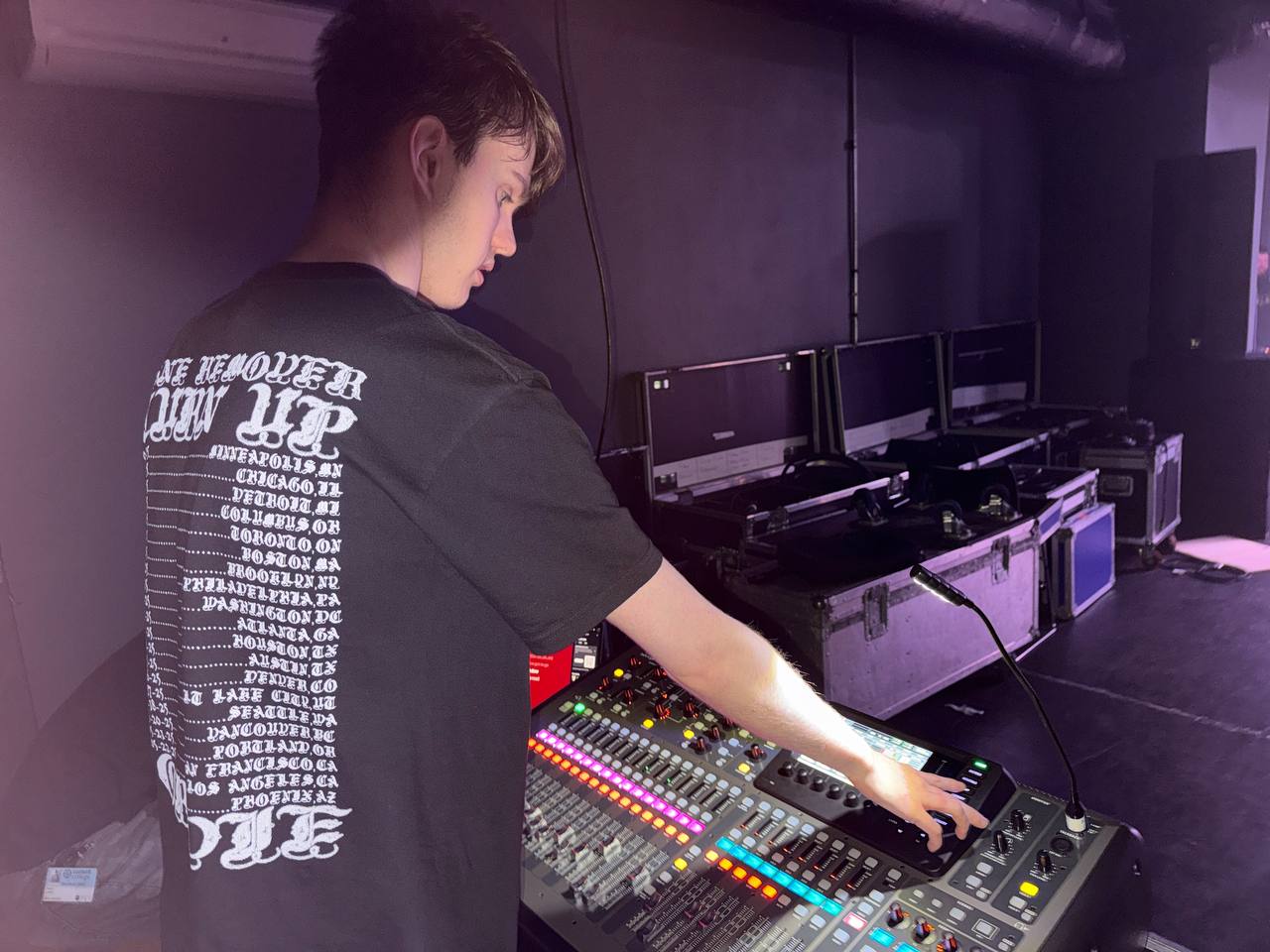 Finlay Wilson mixing live sound
